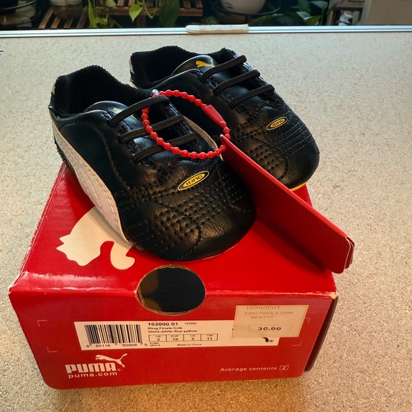 Puma Other - Puma Kids Black and White Sneakers